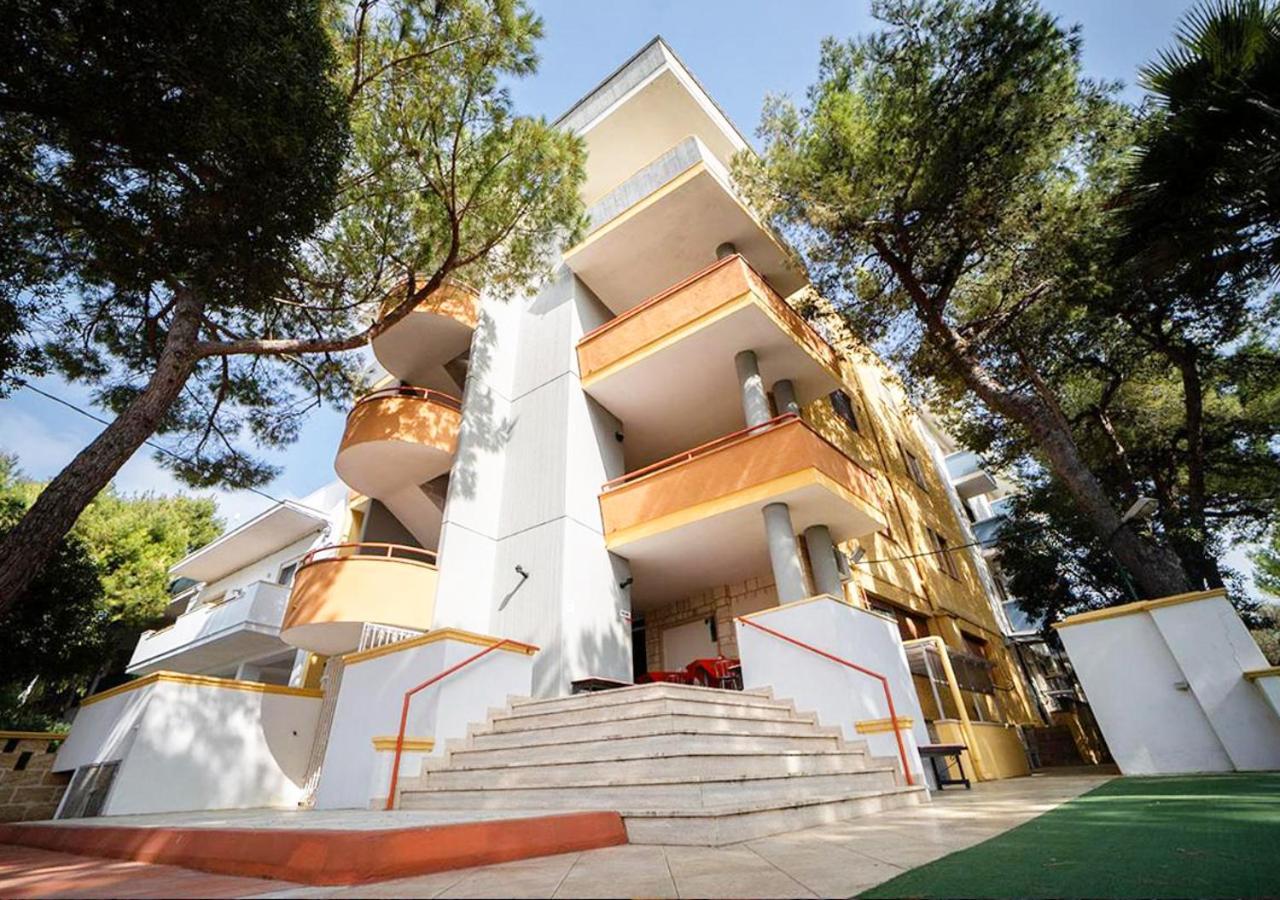 Luxury Suites & Apartment Con Accesso Alla Spiaggia E Parcheggio Privato - Vista Mare Lido Conchiglia Ngoại thất bức ảnh