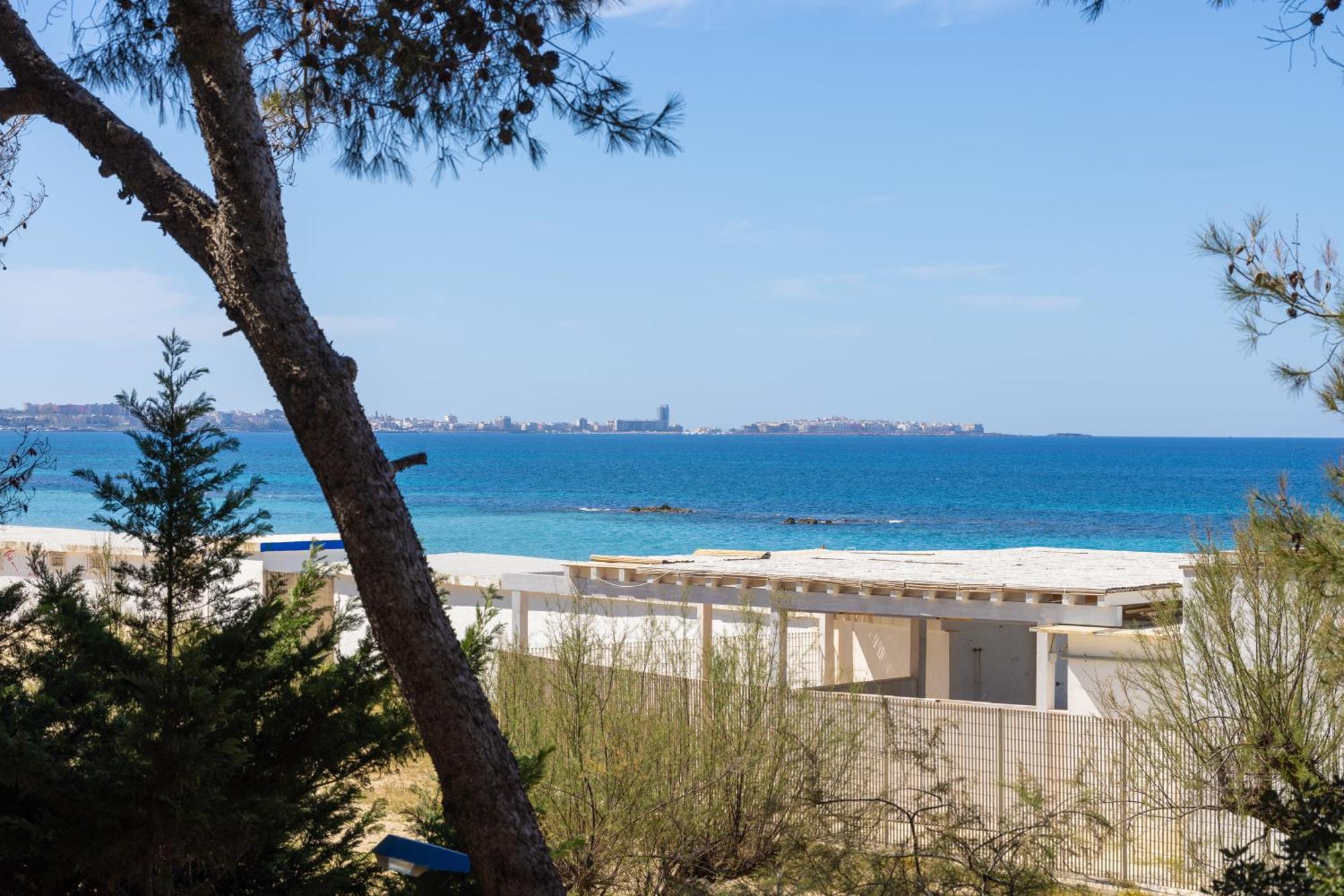 Luxury Suites & Apartment Con Accesso Alla Spiaggia E Parcheggio Privato - Vista Mare Lido Conchiglia Ngoại thất bức ảnh